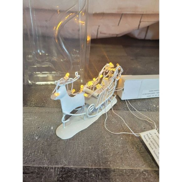 White reindeer sled lighted Village accessory Decor Xmas - Picture 3 of 6